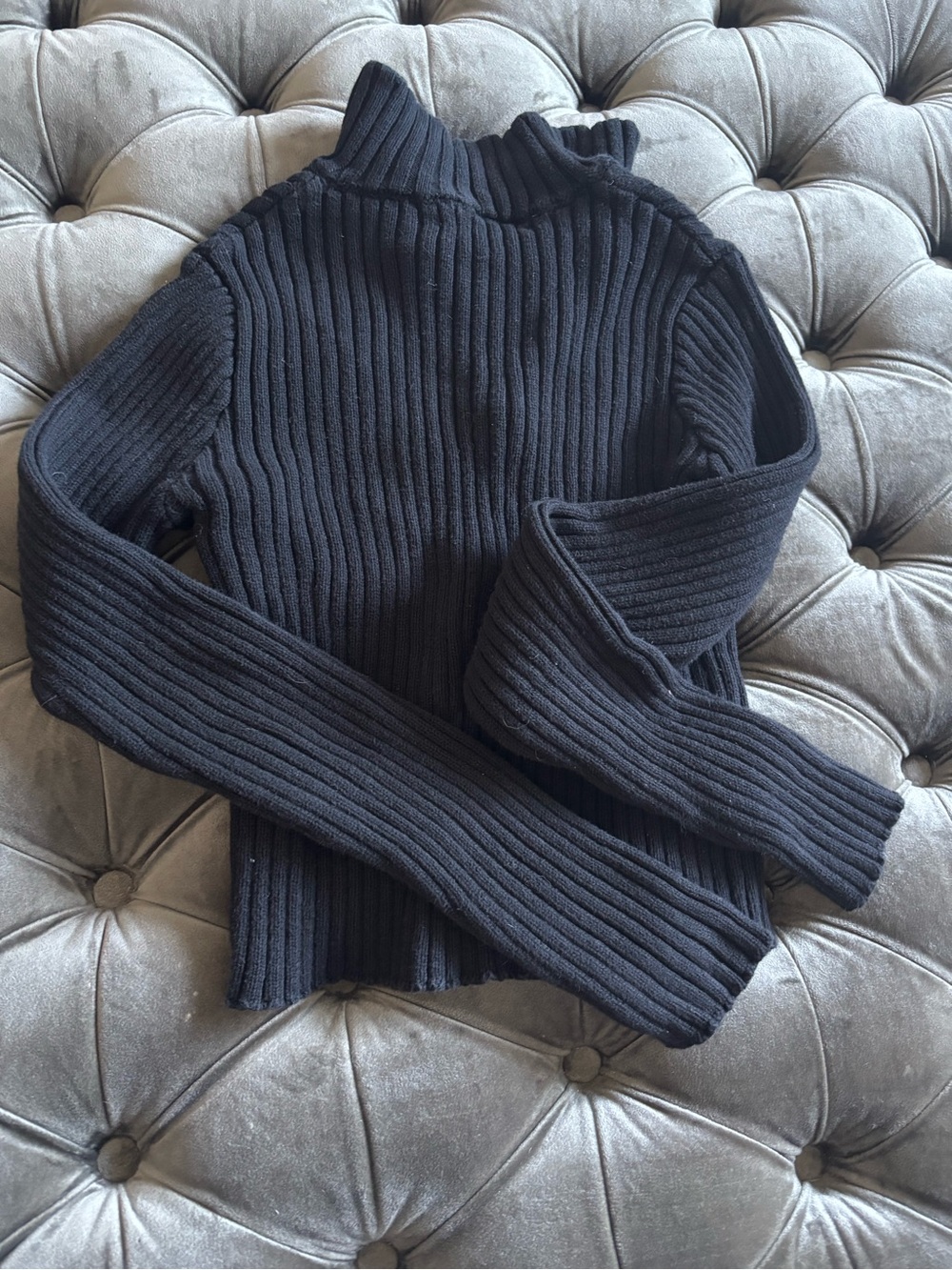 Turtleneck sweater - Picture 3 of 3
